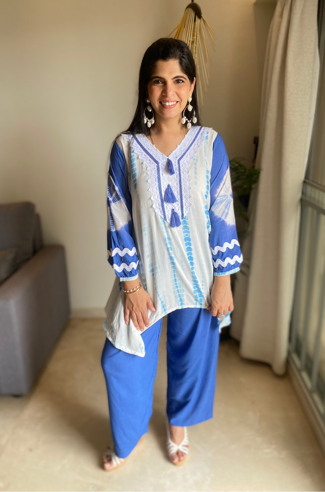 LEHER-  Blue Tie & dye Two Piece Handkerchief Cut Set