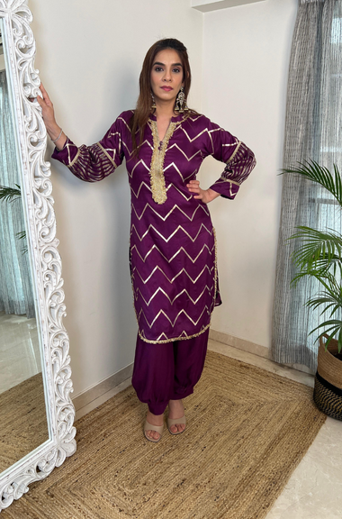 NOORANI-Wine Chevron Pattern  Kurta With Pathani Pant