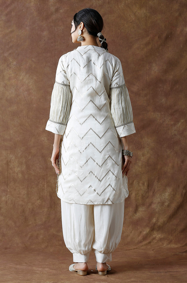 NOORANI-Cream Chevron Pattern  Kurta With Pathani Pants
