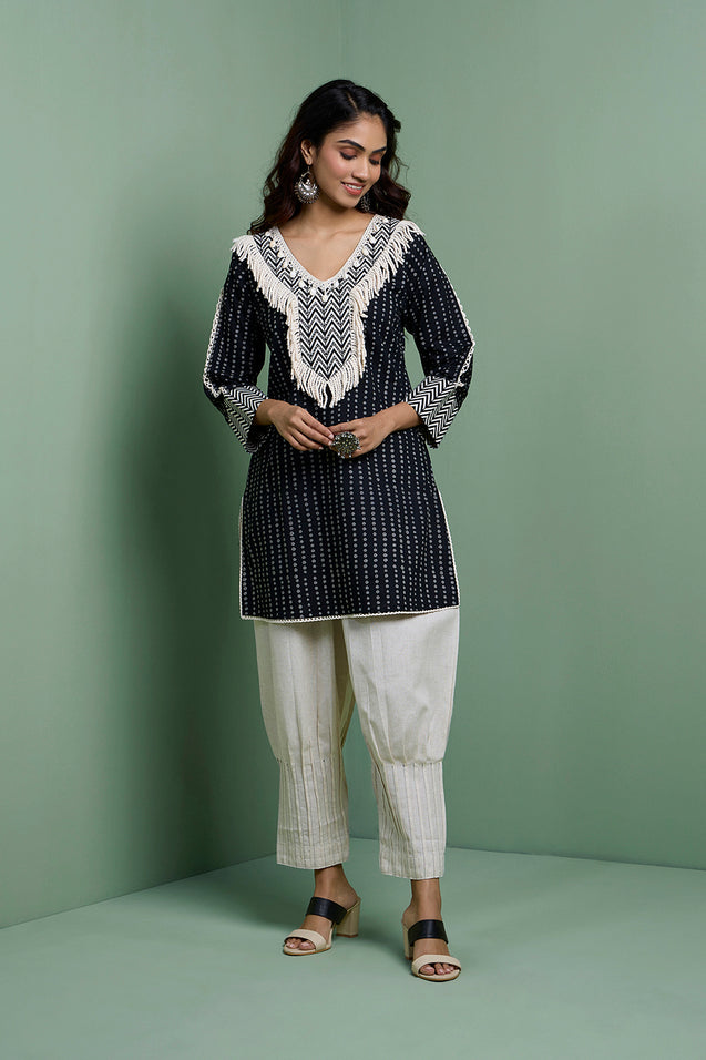 MASTANEY - Cotton Black & White Short Kurta With Pleated Pant