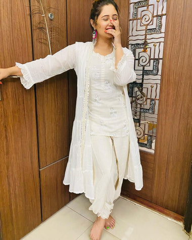 Spotted: Rashmi Desai in Ishnya