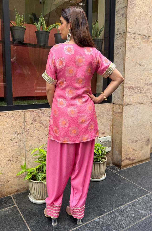 Farshi- Rani Pink Farshi set with Kurta and Wide leg Pants (Pre-Order).