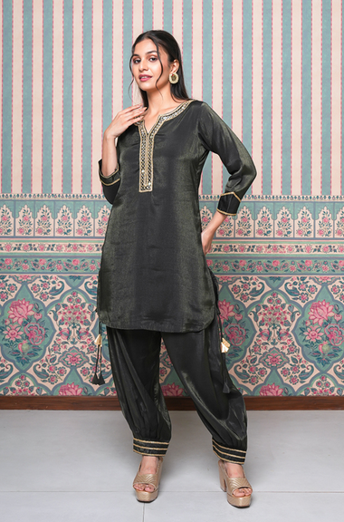 PASSORI -Black  Shimmer Pathani  Two Piece Set