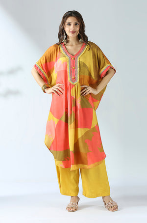 Yellow Geometric batwing Pattern  Two Piece Set