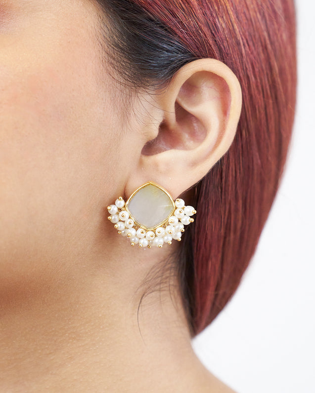 SANJHN Ivory Studs