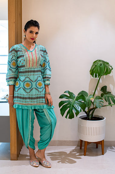MATARGASHTI - Blue Tribal Print Short Kurta With Tulip Pants