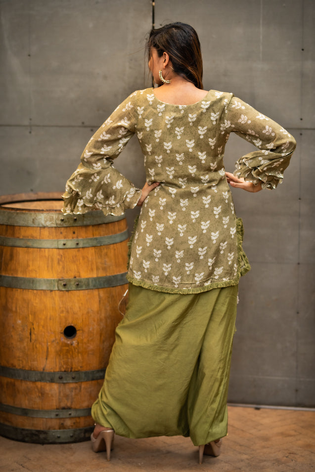 Style Alert!! - Classic Kurta with Lungi Skirt - Green